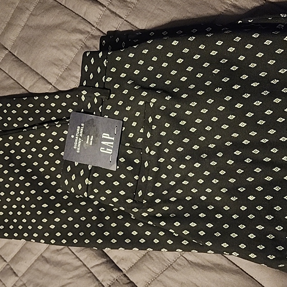Gap Sz 6 Signature Stretch Skinny Ankle dress pants.